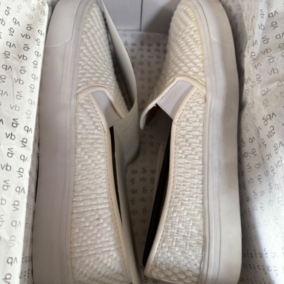 Mystery Shoe Box | 3 Pairs Designer & Trendy Styles | One Size | Women’s Shoes - Picture 9 of 12